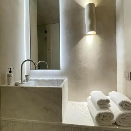 Meros, Santikos Collection 호텔 나오우사