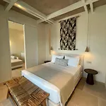Hotell Meros, Santikos Collection 4*