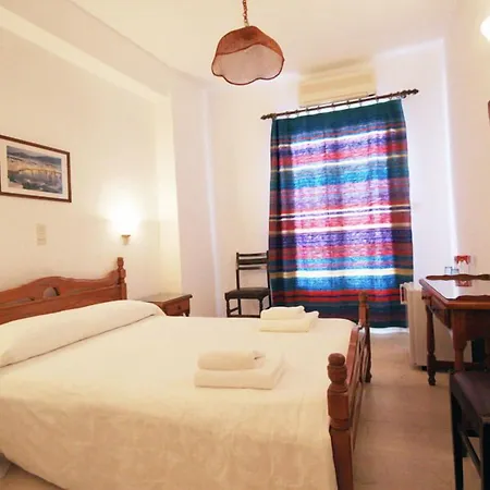 Meros, Santikos Collection Náusza