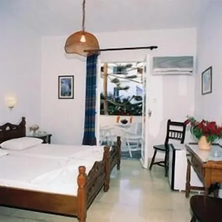 Hotel Meros, Santikos Collection Nausa