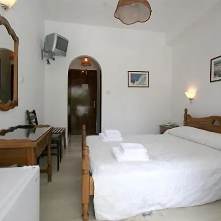 Meros, Santikos Collection Szálloda